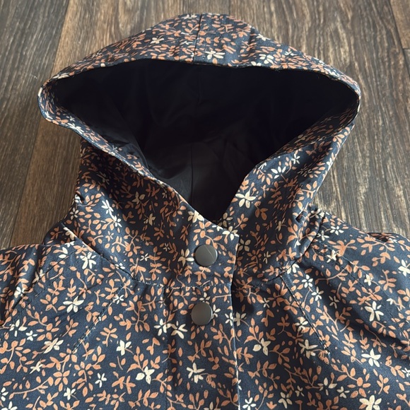 Rylee + Cru rain coat - Picture 3 of 3